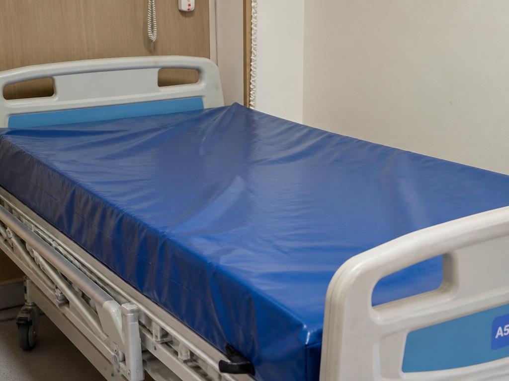 Water Bed โ Anti-Decubitus & Air Beds available at Khattri Surgicals, Kanpur